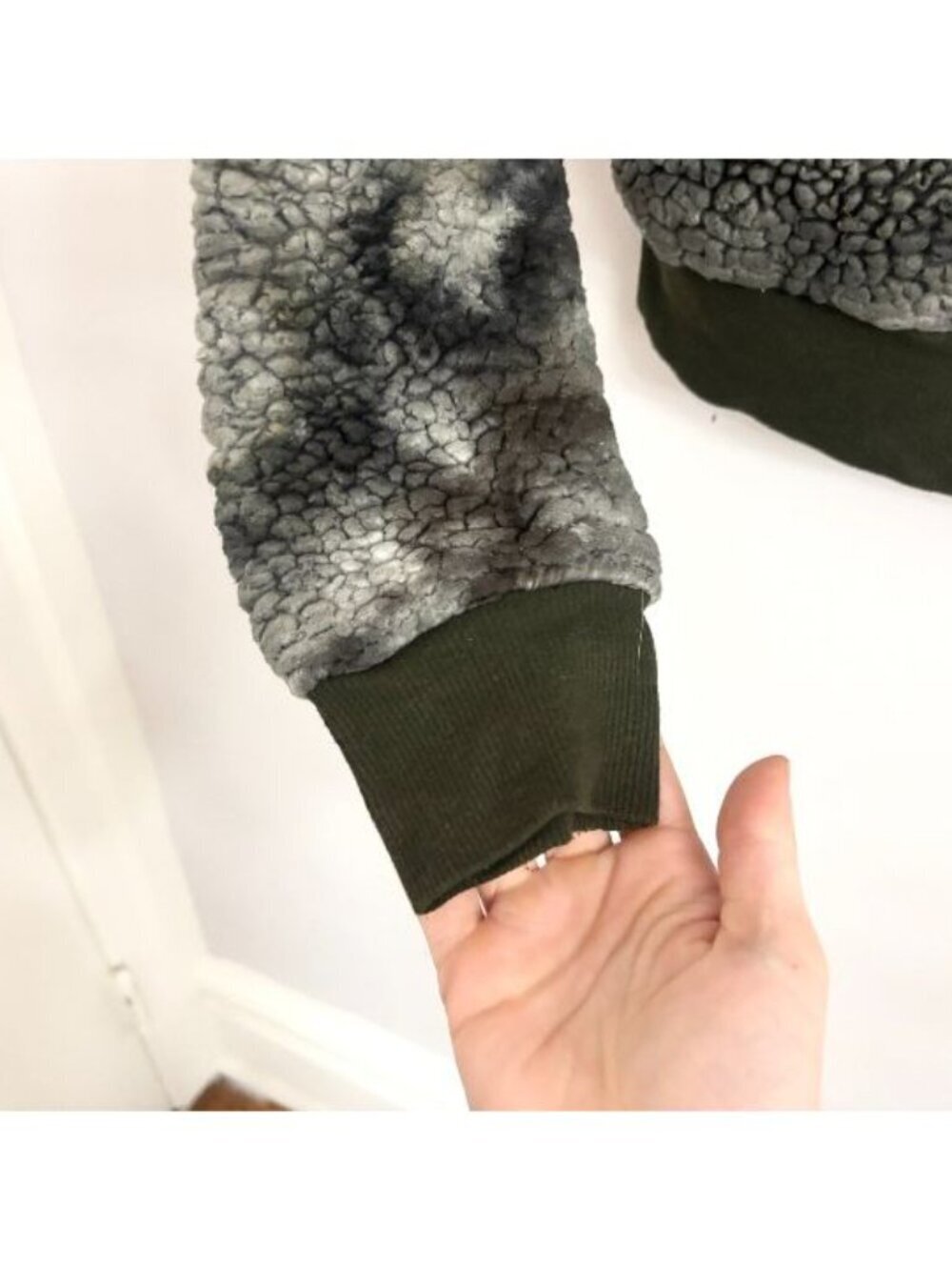 Zella Tie Dye Grey & Green Hooded Plushy Soft Hoodie - sz XS - Picture 7 of 12